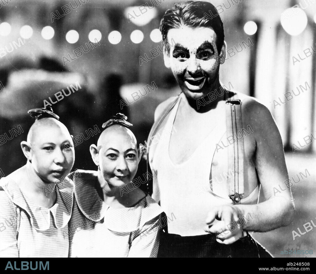 LA PARADA DE LOS MONSTRUOS, 1932 (FREAKS), dirigida por TOD BROWNING. Copyright METRO GOLDWYN MAYER.