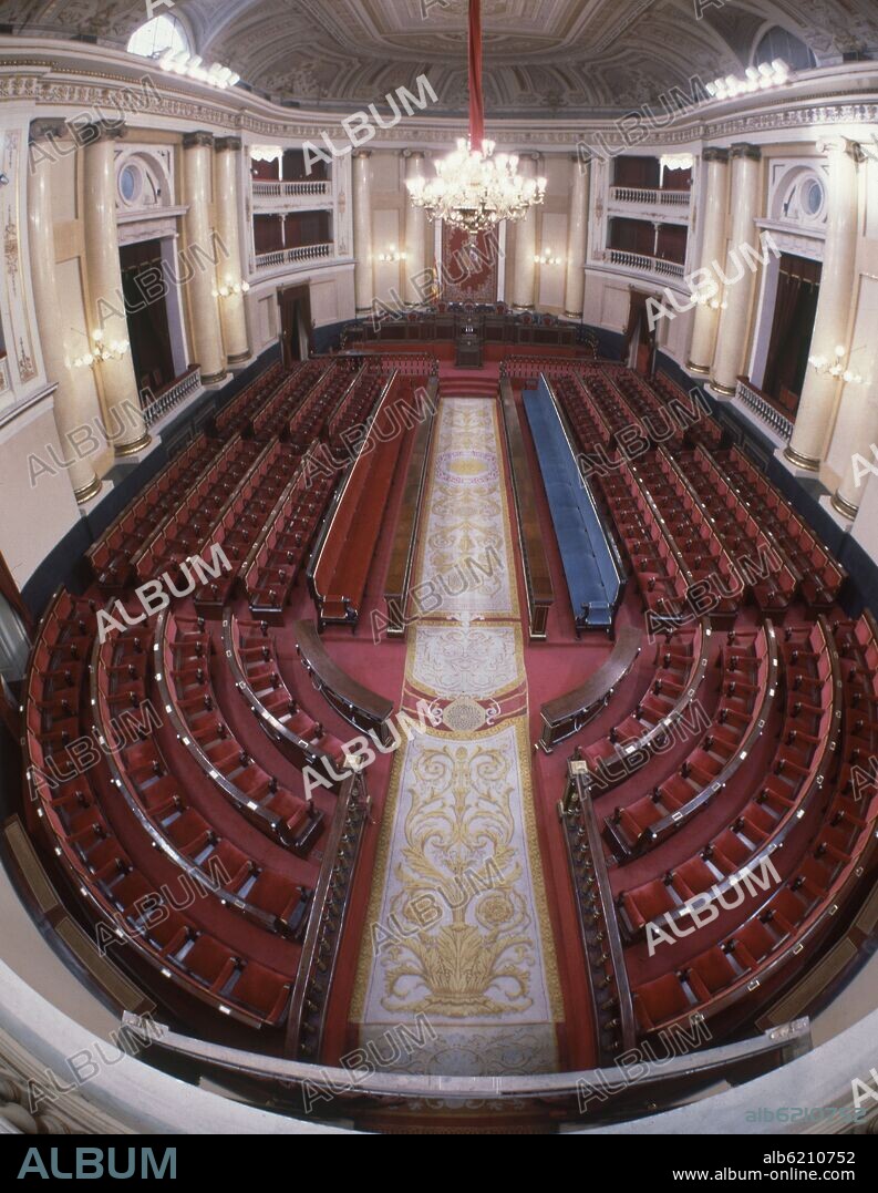 ISIDRO GONZÁLEZ VELÁZQUEZ. HEMICICLO ANTIGUO O SALON DE SESIONES DEL SENADO SITUADO EN LA ANTIGUA IGLESIA DEL COLEGIO DE DOÑA MARIA DE ARAGON MODIFICADA EN 1820.