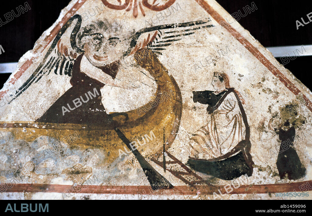 ARTE GRIEGO. ITALIA. LAPIDA SEPULCRAL GRIEGA con la representación del BARQUERO CARONTE cruzando las almas por la laguna de Aqueronte en barca. Museo de Paestum.