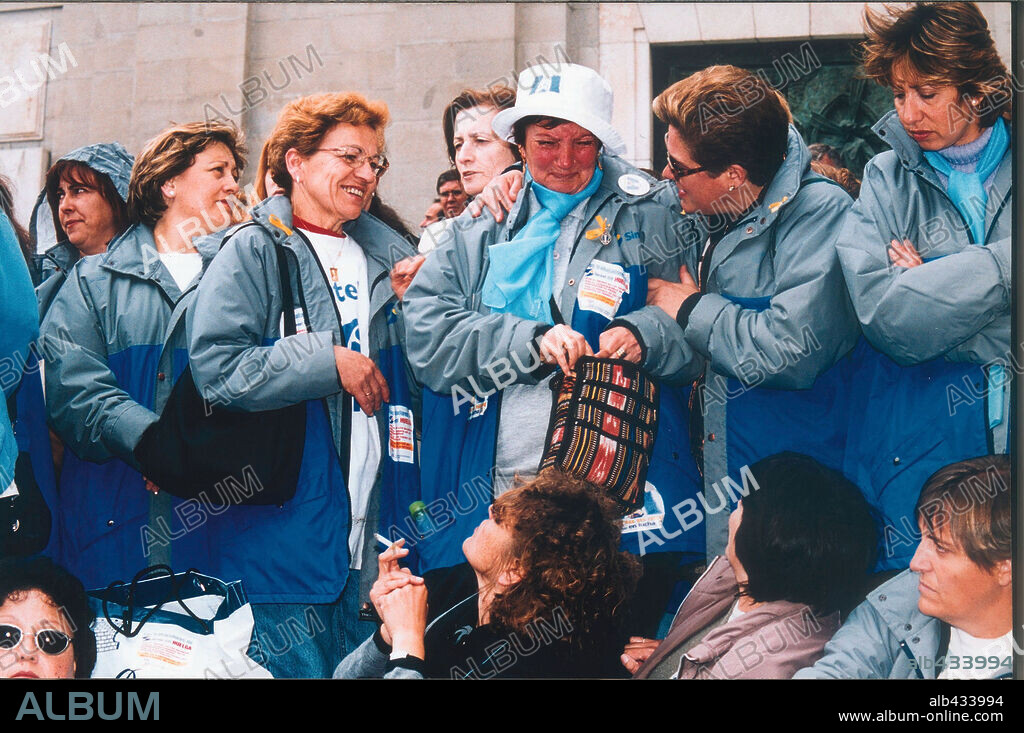 EL EFECTO IGUAZU, 2001, dirigida por PERE JOAN VENTURA. Copyright CRE-ACCION FILMS.