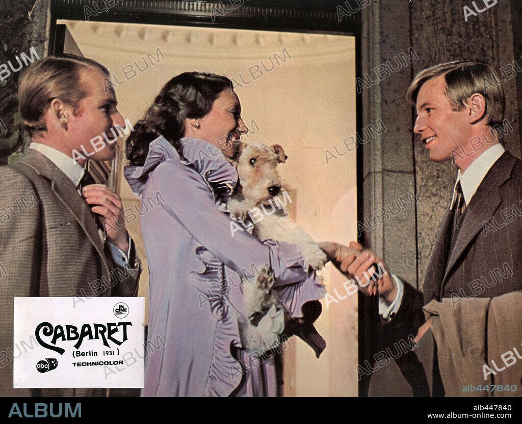 HELMUT GRIEM, MARISA BERENSON y MICHAEL YORK en CABARET, 1972, dirigida por BOB FOSSE. Copyright ABC/ALLIED ARTISTS.