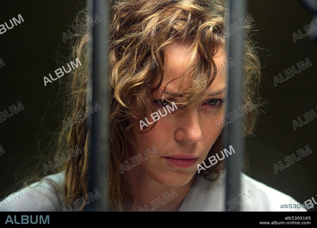 CONNIE NIELSEN en SENTENCIA DE MUERTE, 2004 (RETURN TO SENDER), dirigida por BILLE AUGUST. Copyright Audley Films LLP/Moviefan Scandinavia A/S/Number 9 Films Ltd.