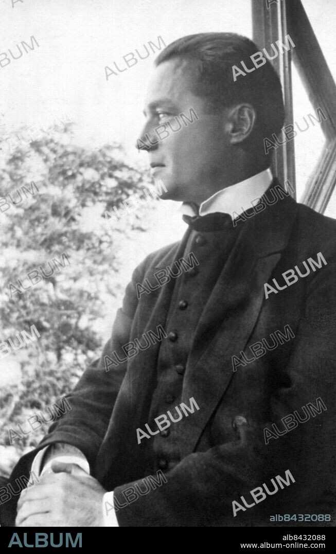 OKÄNT FOTODATUM.. Orig. bildtext... Ture Rangström Anm. T Rangström, 1884-1947, svensk tonsättare, sångpedagog, musikkritiker och dirigent Profiler Knappar Tittar ut CD460 persons: TURE RANGSTRÖM sites: SVERIGE.