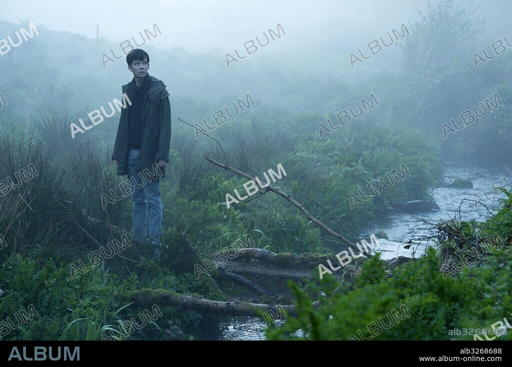 ASA BUTTERFIELD en EL HOGAR DE MISS PEREGRINE PARA NIÑOS PECULIARES, 2016 (MISS PEREGRINE'S HOME FOR PECULIAR CHILDREN), dirigida por TIM BURTON. Copyright CHERNIN ENTERTAINEMENT/ ST. PETERSBURG CLEARWATER FILM COMMI.