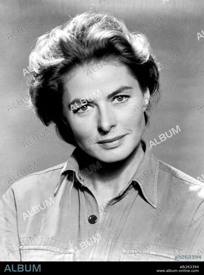 INGRID BERGMAN in THE YELLOW ROLLS ROYCE, 1964, directed by ANTHONY ASQUITH. Copyright M.G.M.