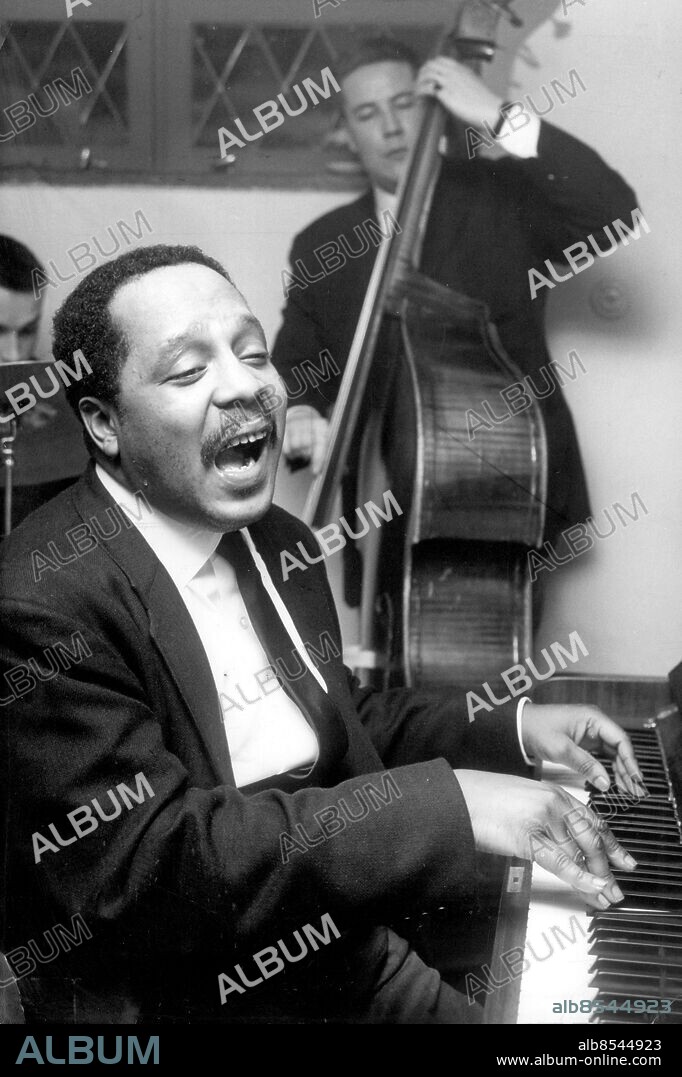 Bud Powell uppträder på Club Subland i Malmö. Bud Powell musiker USA scen 1962. Foto: Sydsvenskan / IBL Bildbyrå.