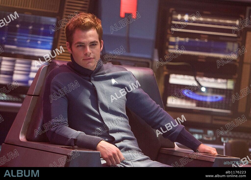 CHRIS PINE in STAR TREK, 2009, unter der Regie von J. J. ABRAMS. Copyright PARAMOUNT PICTURES.