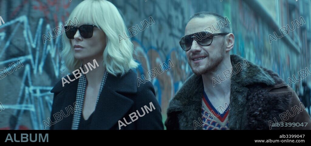 CHARLIZE THERON and JAMES MCAVOY in ATOMIC BLONDE, 2017, directed by DAVID LEITCH. Copyright 87Eleven, Closed on Mondays Entertainment, Denver and Delila.