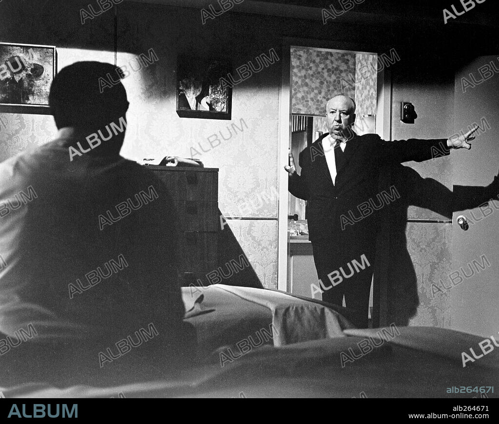 ALFRED HITCHCOCK and SEAN CONNERY in MARNIE, 1964, directed by ALFRED HITCHCOCK. Copyright UNIVERSAL PICTURES.