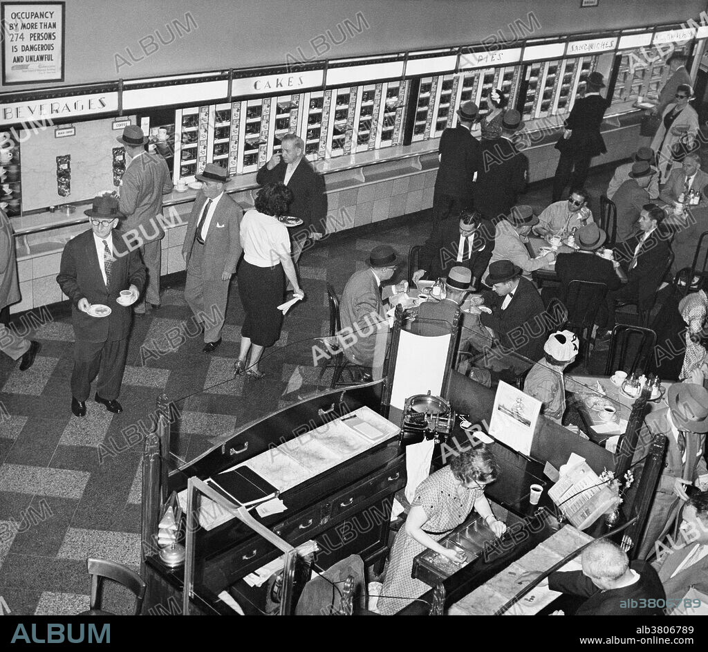 Horn & Hardart Automat, NYC, 1959