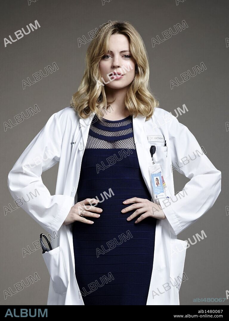 MELISSA GEORGE in HEARTBEAT, 2016, directed by ALLISON LIDDI-BROWN. Copyright UNIVERSAL TELEVISION.