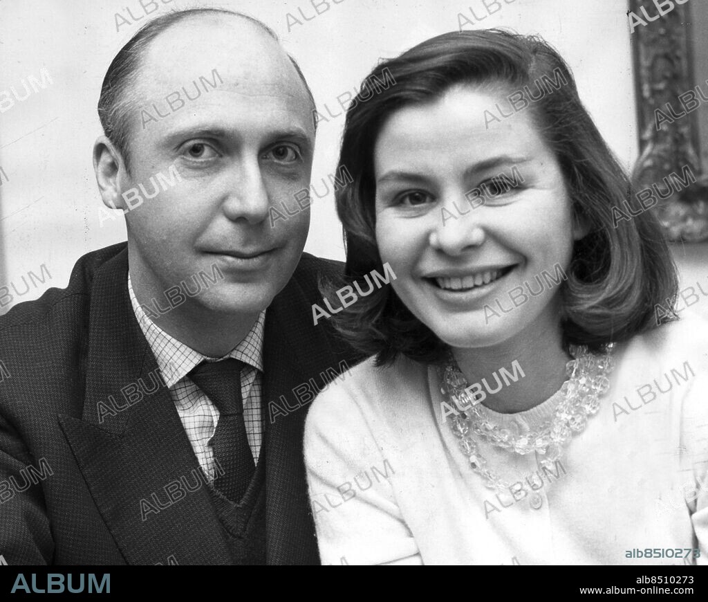 ARKIV -1957 . Per Gerhard och Maj-Britt Nilsson . Foto: Bertil Stilling Kod: 40 . COPYRIGHT SCANPIX SWEDEN.