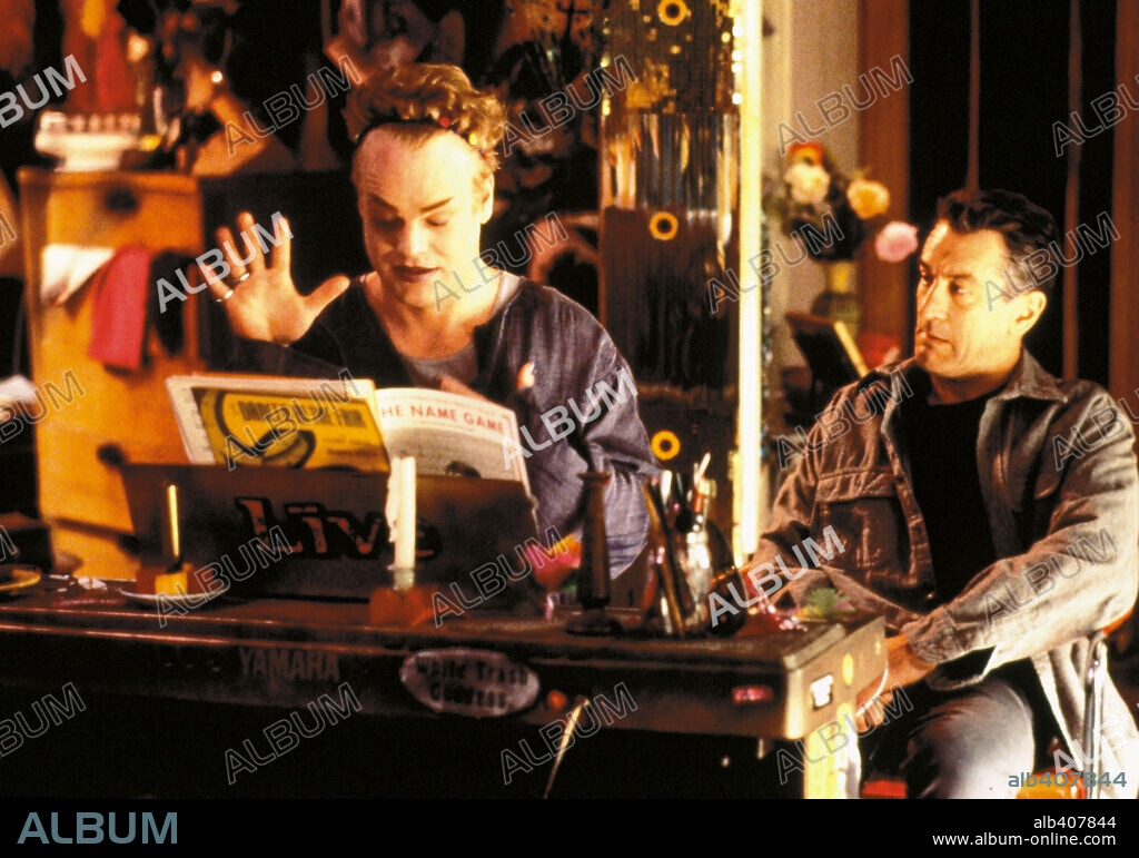 PHILIP SEYMOUR HOFFMAN en NADIE ES PERFECTO, 1999 (FLAWLESS), dirigida por JOEL SCHUMACHER. Copyright TRIBECA PRODUCTIONS / SCHWARTZ, ANDREW.