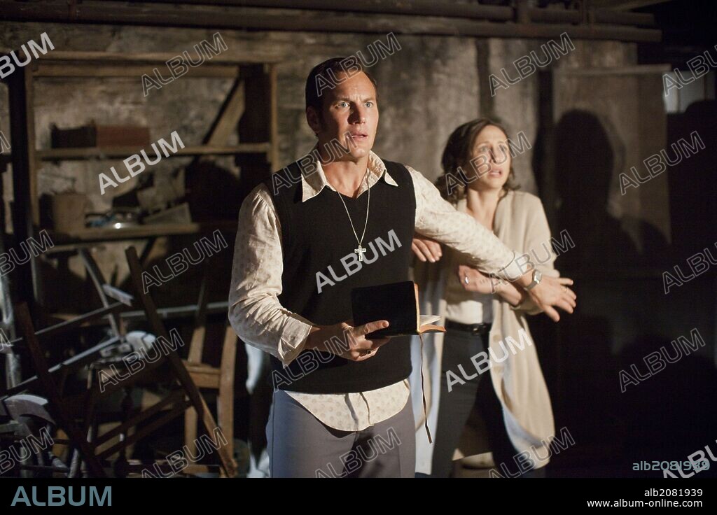 PATRICK WILSON y VERA FARMIGA en EXPEDIENTE WARREN: THE CONJURING, 2013 (THE CONJURING), dirigida por JAMES WAN. Copyright NEW LINE CINEMA / TACKETT, MICHAEL.