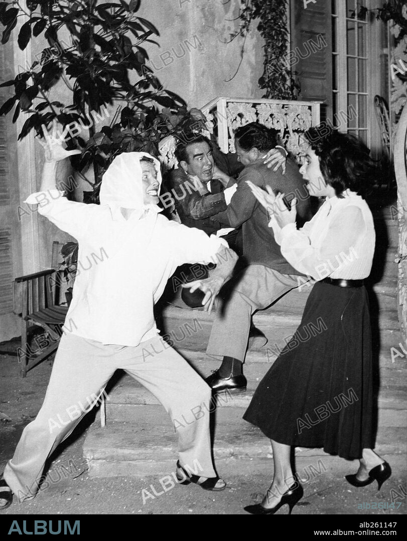 MONTGOMERY CLIFT, KATHARINE HEPBURN, MANKIEWICZ JOSEPH L and ELIZABETH TAYLOR. ELIZABETH TAYLOR, JOSEPH L. MANKIEWICZ, KATHARINE HEPBURN and MONTGOMERY CLIFT in SUDDENLY, LAST SUMMER, 1959, directed by JOSEPH L. MANKIEWICZ. Copyright COLUMBIA PICTURES.
