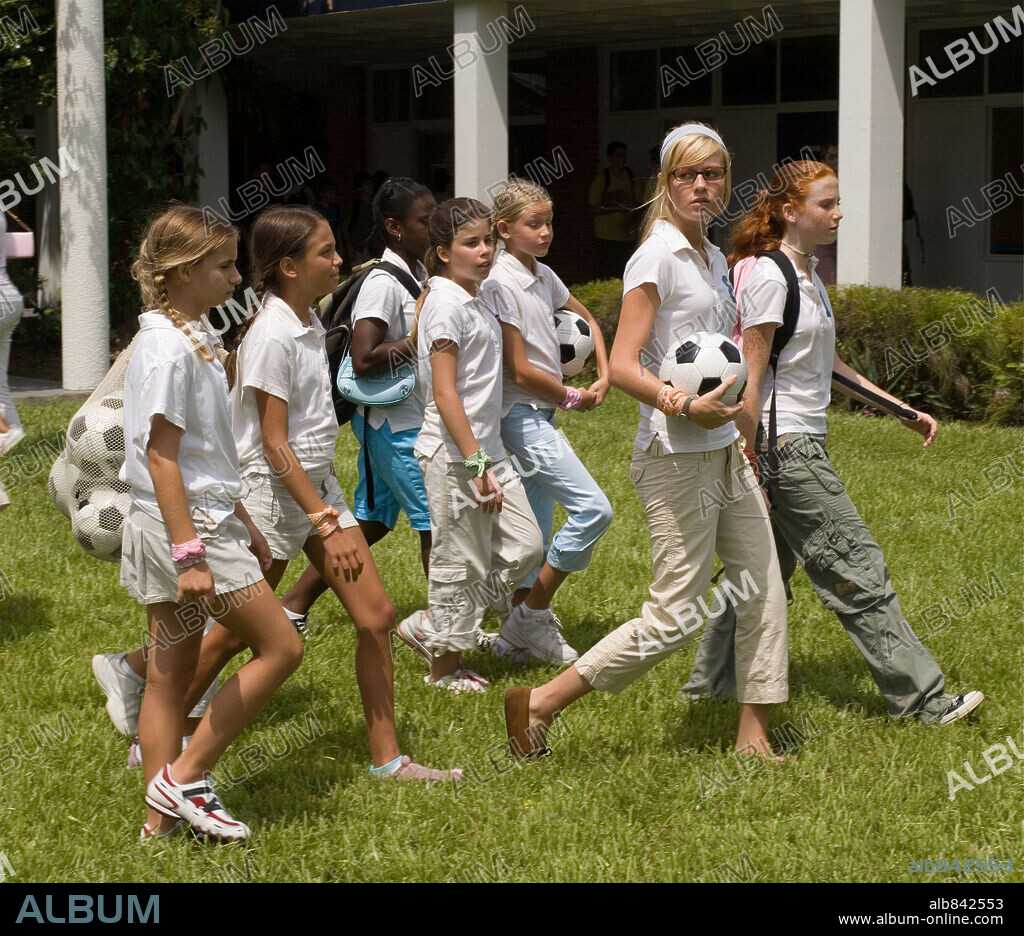 BRIE LARSON in HOOT, 2006, directed by WIL SHRINER. Copyright NEW LINE PRODUCTIONS / WATSON, GLEN.