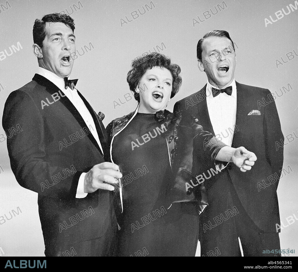 DEAN MARTIN, FRANK SINATRA and JUDY GARLAND in THE JUDY GARLAND SHOW, 1963, directed by BILL HOBIN. Copyright CBS TELEVISION NETWORK.