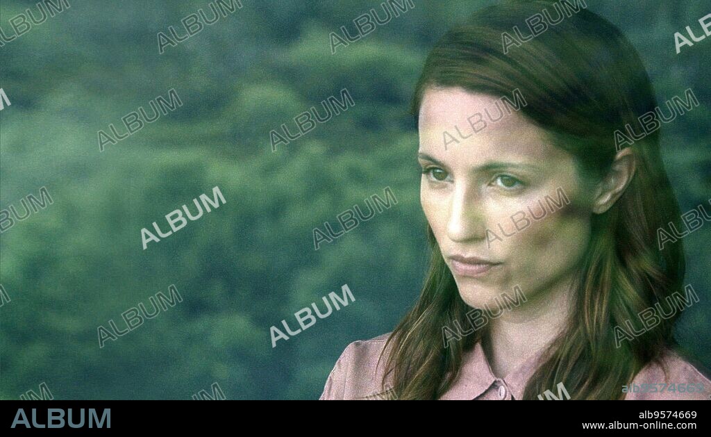 DIANNA AGRON in CLOCK, 2023, directed by ALEXIS JACKNOW. Copyright 20th Digital Studio.