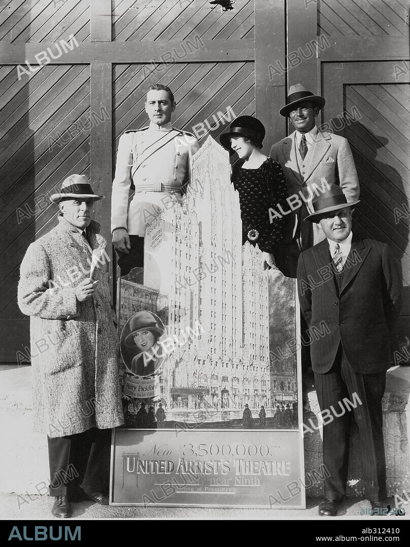 BILLY BITZER, D. W. GRIFFITH, DOUGLAS FAIRBANKS, JOHN BARRYMORE and MARY PICKFORD.
