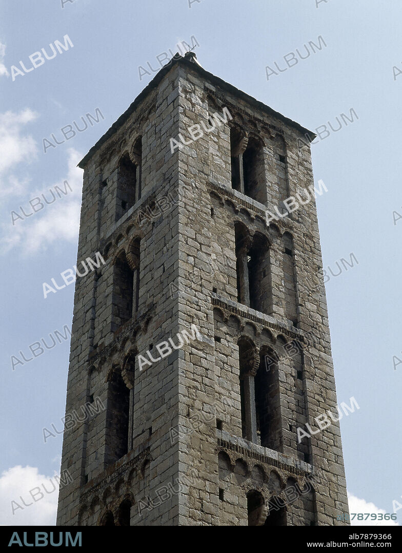 AUTOR LIBRE 01307. TORRE DE LA IGLESIA DE SANTA EULALIA - SIGLO XII - ROMANICO CATALAN DE INFLUENCIA LOMBARDA.
