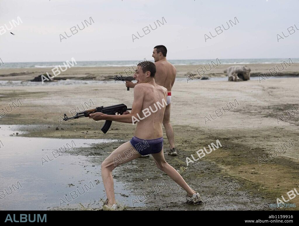 CIRO PETRONE and MARCO MACOR in GOMORRA, 2008, directed by MATTEO GARRONE. Copyright FANDANGO/RAI CINEMA/SKY.