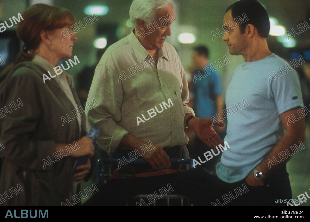 CARLOS SANTAMARIA, FEDERICO LUPPI y MERCEDES SAMPIETRO en LUGARES COMUNES, 2002, dirigida por ADOLFO ARISTARAIN. Copyright TORNASOL FILM/ADOLFO ARISTARAIN.
