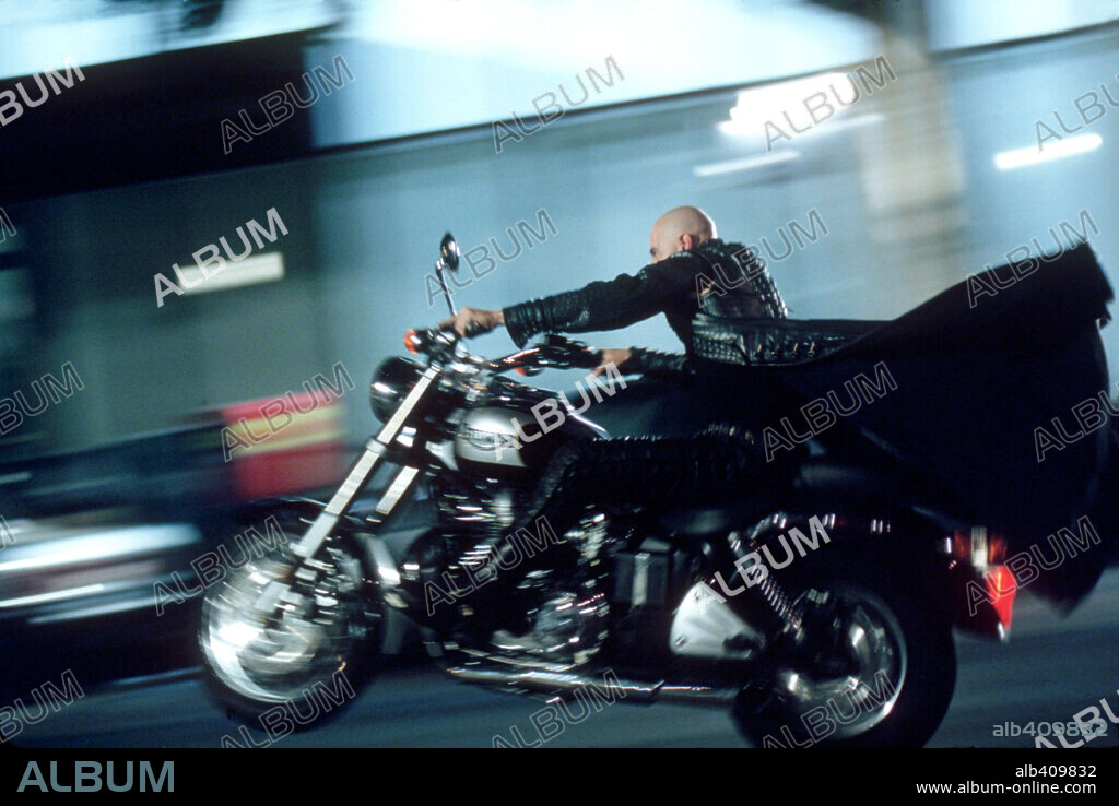COLIN FARRELL en DAREDEVIL, 2003, dirigida por MARK STEVEN JOHNSON. Copyright TM/20 TH CENTURY FOX/REGENCY ENTERPRISES.