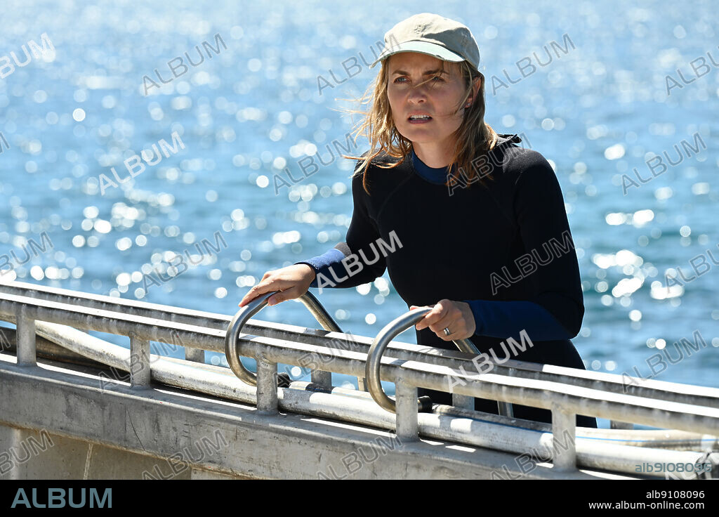 RADHA MITCHELL en BLUEBACK, 2022, dirigida por ROBERT CONNOLLY. Copyright ARENAMEDIA.