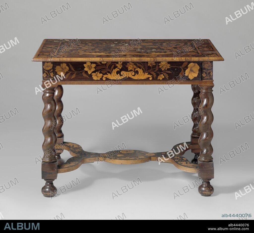 Table Table, Table decorated with marquetry of rosewood, palm, olive and other types of wood and bone, on an oak and pine core. The slung legs are connected by a slung cross that has an oval bulge at the intersection. The rule has a drawer at the front. The furniture is adorned with marquetry of floral motifs from acanthus leafvoluten. A sculpted vase on a pedestal, decorated with masquerades, is depicted on the leaf., anonymous, London, c. 1680 - c. 1695, wood (plant material), pine (wood), rosewood (wood), oak (wood), boxwood, olive (wood), bone (material), h 76 cm × w 98 cm × d 71 cm.