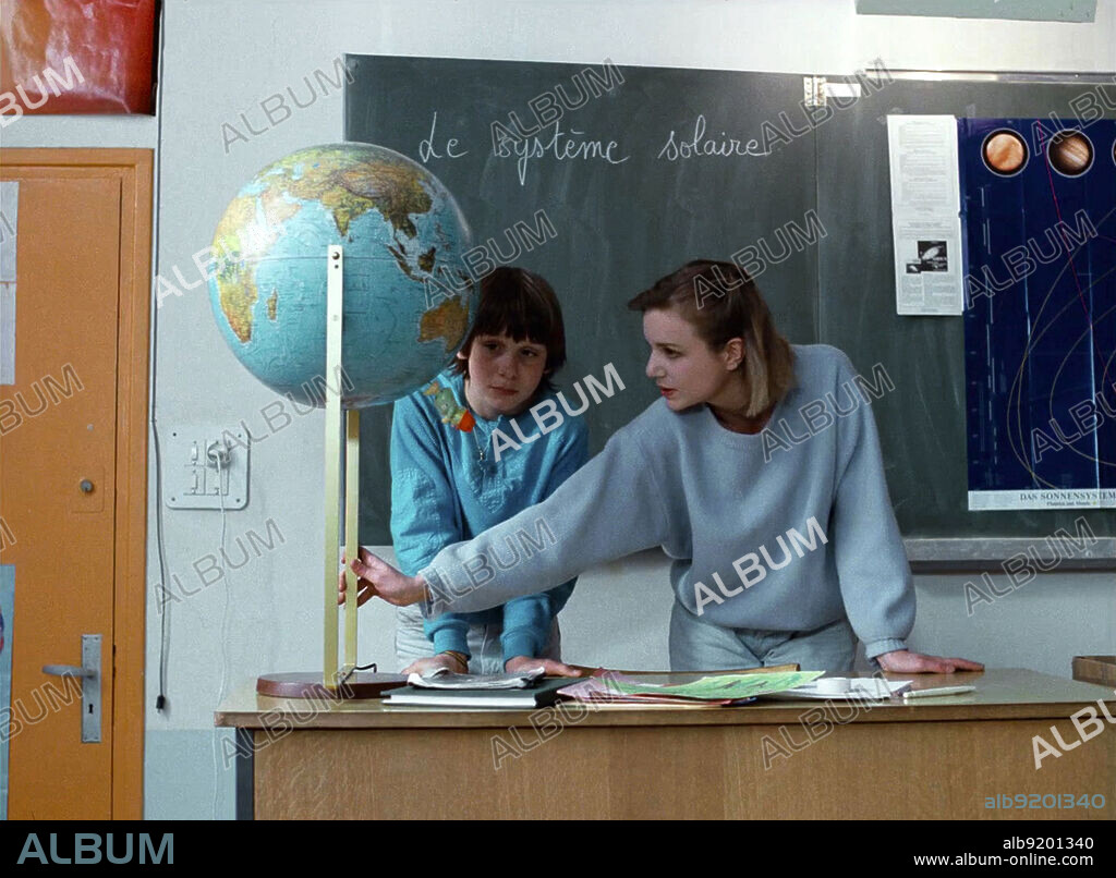 FABIENNE BABE and VINCENT GASPERITSCH in SOUND AND FURY, 1988 (DE BRUIT ET DE FUREUR), directed by JEAN-CLAUDE BRISSEAU. Copyright Investimage / Les Films du Losange.