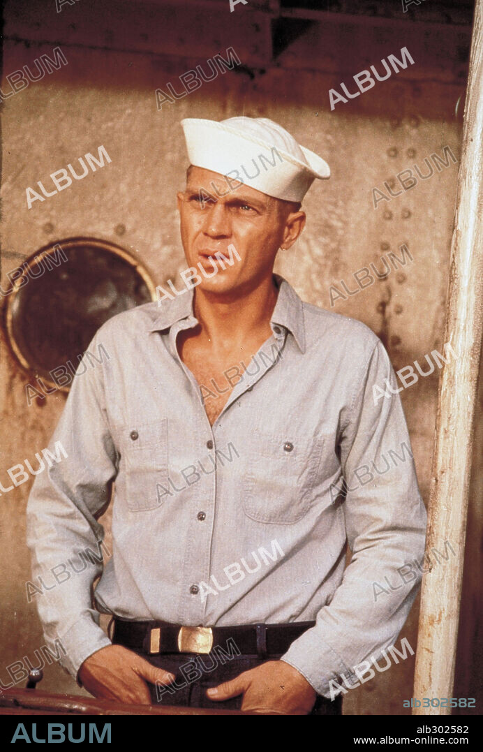 STEVE MCQUEEN en EL YANG-TSÉ EN LLAMAS, 1966 (THE SAND PEBBLES), dirigida por ROBERT WISE. Copyright 20TH CENTURY FOX.