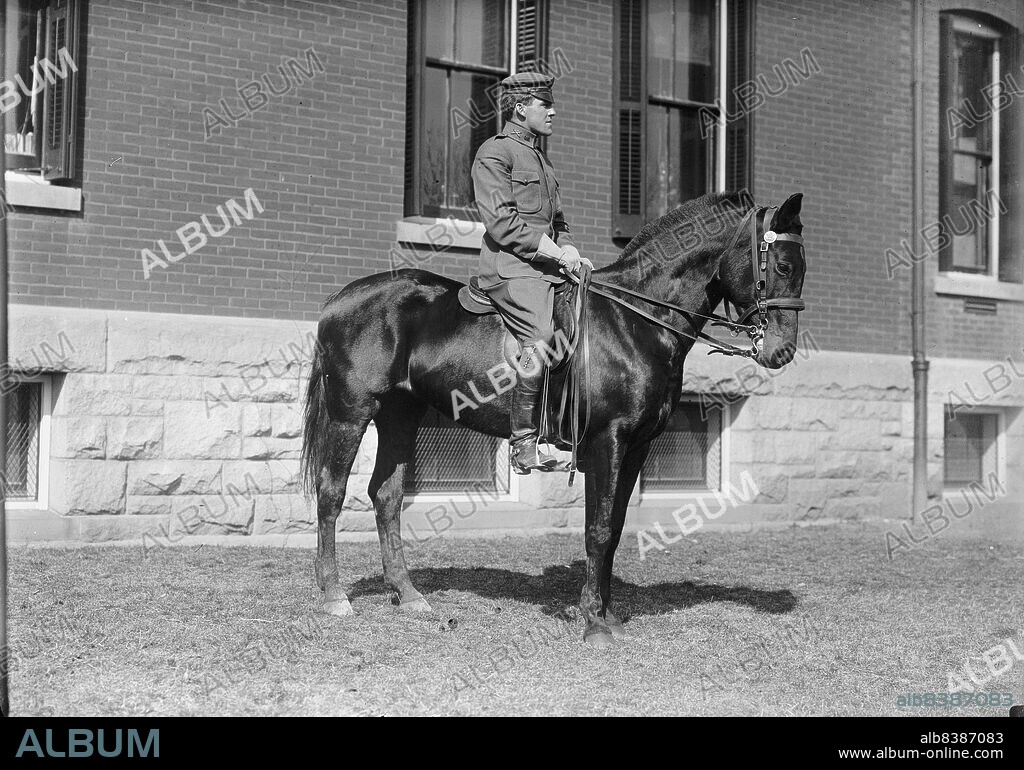 HARRIS & EWING. Fort Myer - 2nd Lt. William H. Shepherd, U.S.A., 3rd Field Art. on 'Flash', 1911.