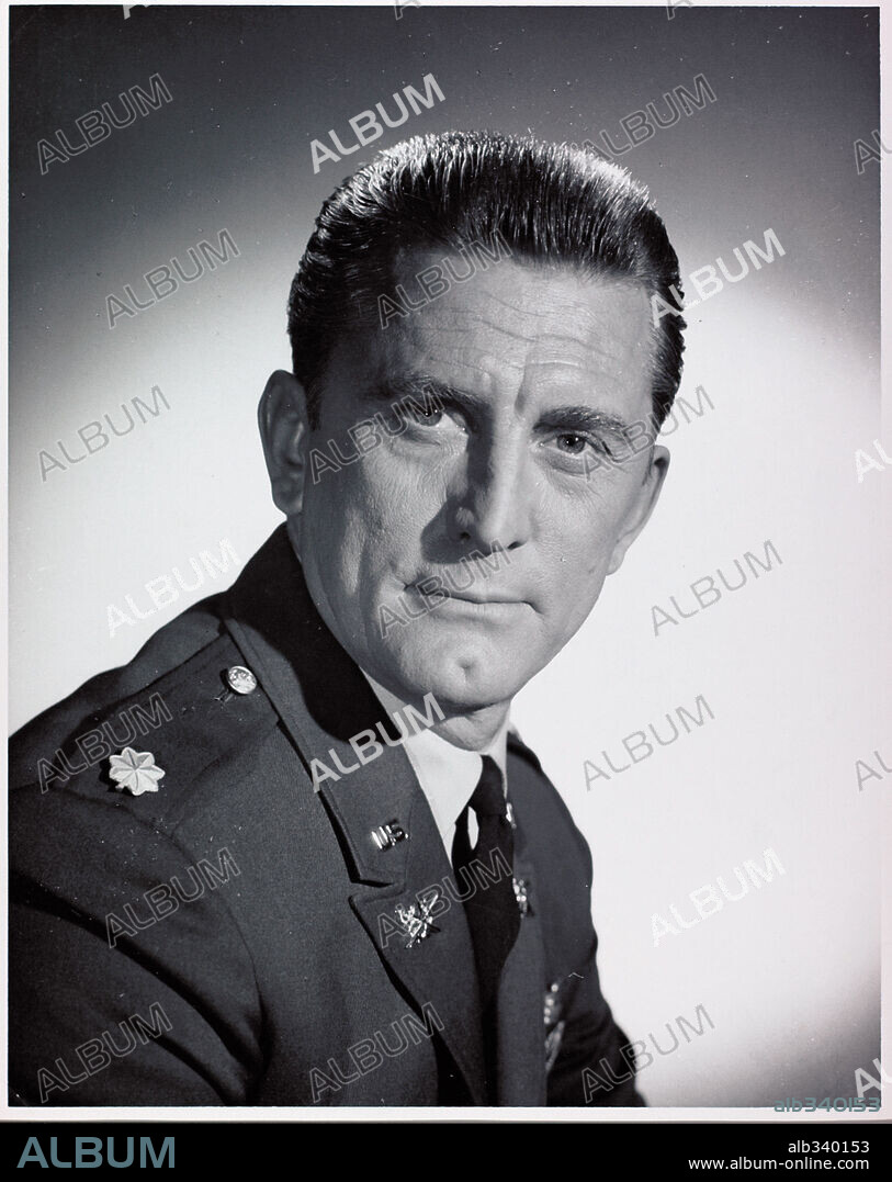 KIRK DOUGLAS en CIUDAD SIN PIEDAD, 1961 (TOWN WITHOUT PITY), dirigida por GOTTFRIED REINHARDT. Copyright MIRISCH/GLORIA FILMS/UNITED ARTISTS.