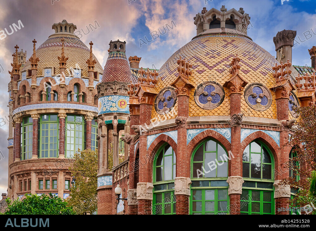 Recinto Modernista de Sant Pau, Art Nouveau, by Lluís Domènech i Montaner, Hospital de la Santa Creu i Sant Pau, World Heritage by UNESCO, Barcelona, Catalonia, Spain, Europe.