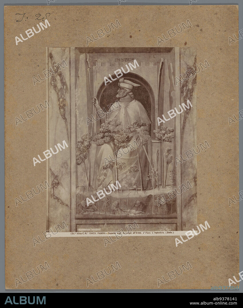 Photoreproduction of a fresco by Giotto, depicting the Injustice, PADOVA - Cappella degli Scrovegni all'Arena. I Vizi. L'Ingiustizia. (title on object), Alinari (mentioned on object), Giotto de Bondone (mentioned on object), Scrovegnikapel, c. 1875 - c. 1900, cardboard, albumen print, height 250 mm × width 198 mm.