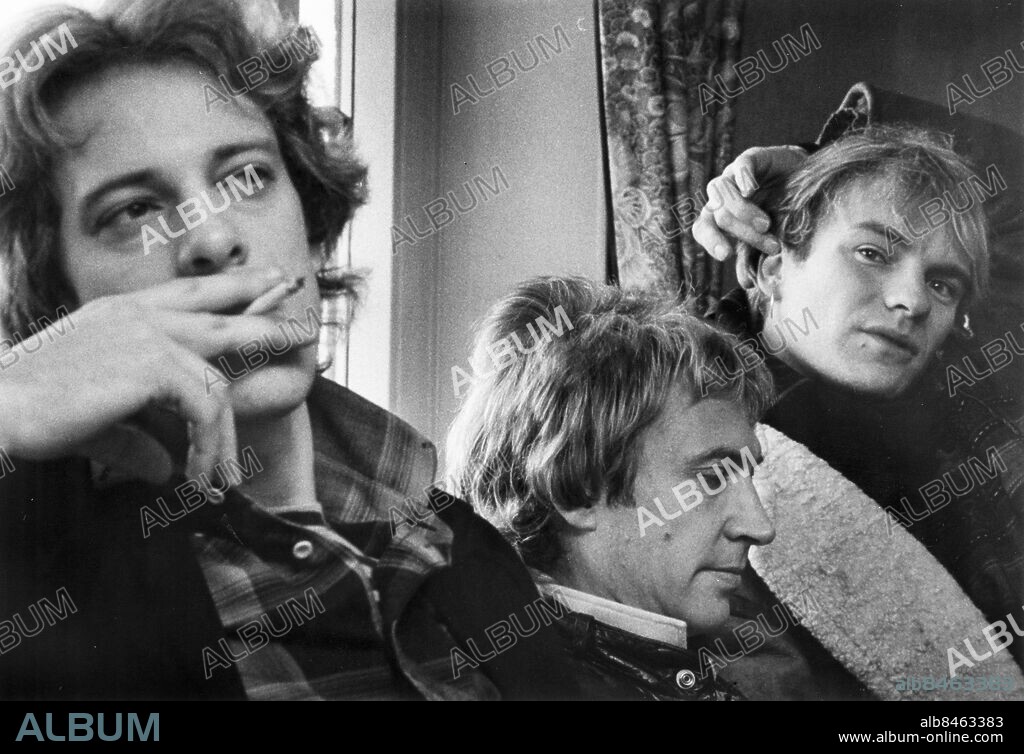 STOCKHOLM 1982-01-04. Mdelemmarna i den brittiska popgruppen The Police.fr. v. Stewart Copeland, Ande Summers och Sting under en presskonferens i Stockholm 4:e januari 1982.. Foto:Ingvar Svensson / SvD / TT / Kod: 11014.