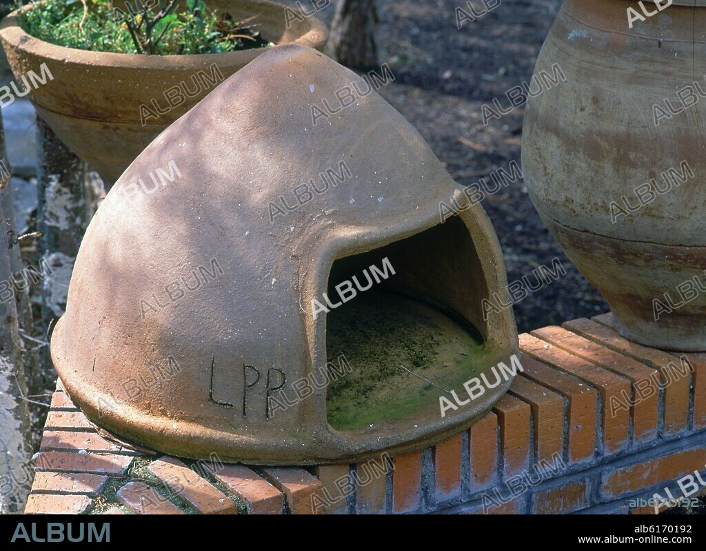 HORNO PARA EL PAN - CERAMICA SIN VIDRIAR - ARTE POPULAR S XX.