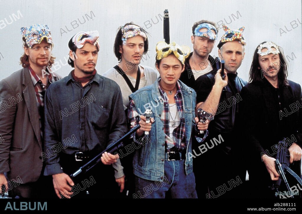 ERIC STOLTZ and JEAN-HUGUES ANGLADE in KILLING ZOE, 1994, directed by ROGER AVARY. Copyright LIVE ENTERTAINMENT.