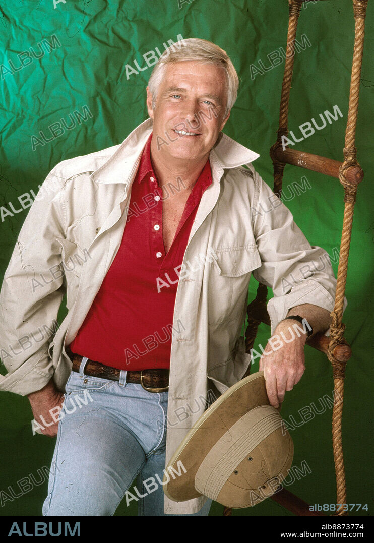 GEORGE PEPPARD in THE A-TEAM, 1983, directed by FRANK LUPO and STEPHEN J. CANNELL. Copyright STEPHEN J. CANNELL PRODUCTIONS/UNIVERSAL TV.