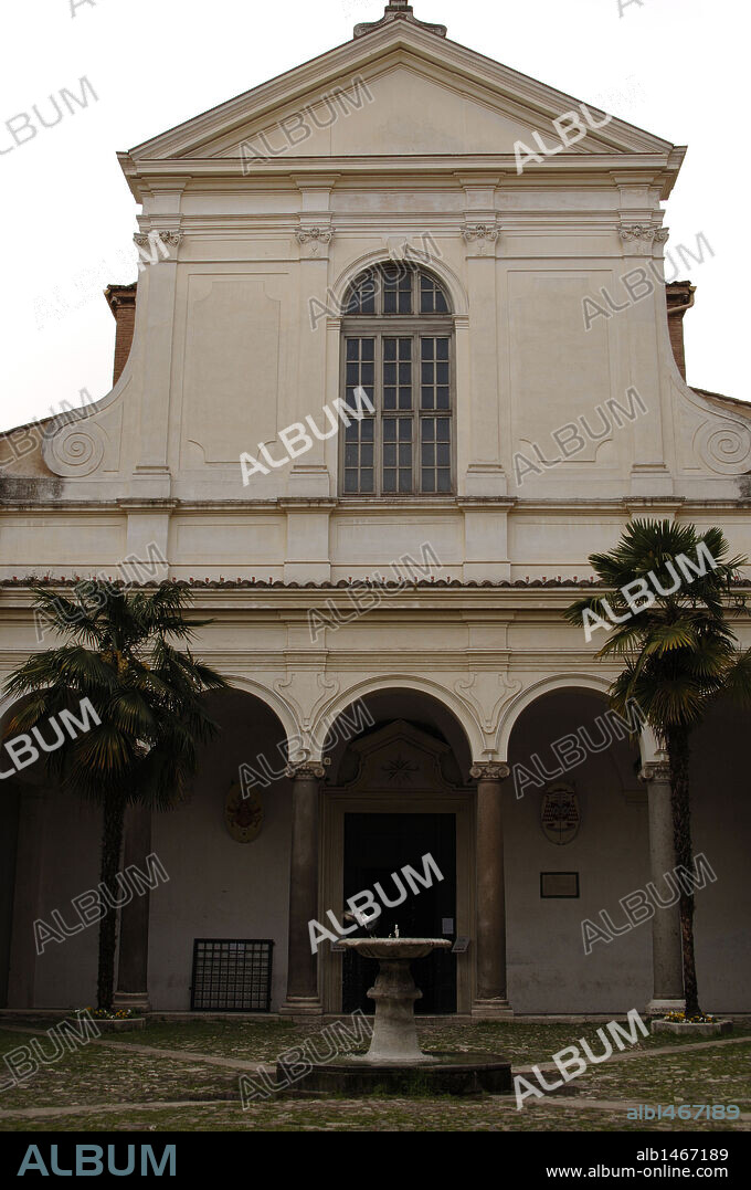 Italy. Rome. The Basilica of Saint Clement (Basilica di San Clemente al laterano). Dedicated to Pope Clement I (1st cenutry A.C.). Founded in 4th century, rebuilt in 12th century and rebuilt in 18th century. Cloister. Detail.