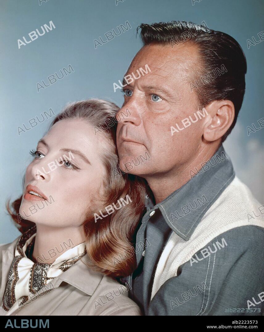 WILLIAM HOLDEN y capucine en EL LEÓN, 1962 (THE LION), dirigida por JACK CARDIFF. Copyright 20TH CENTURY FOX.