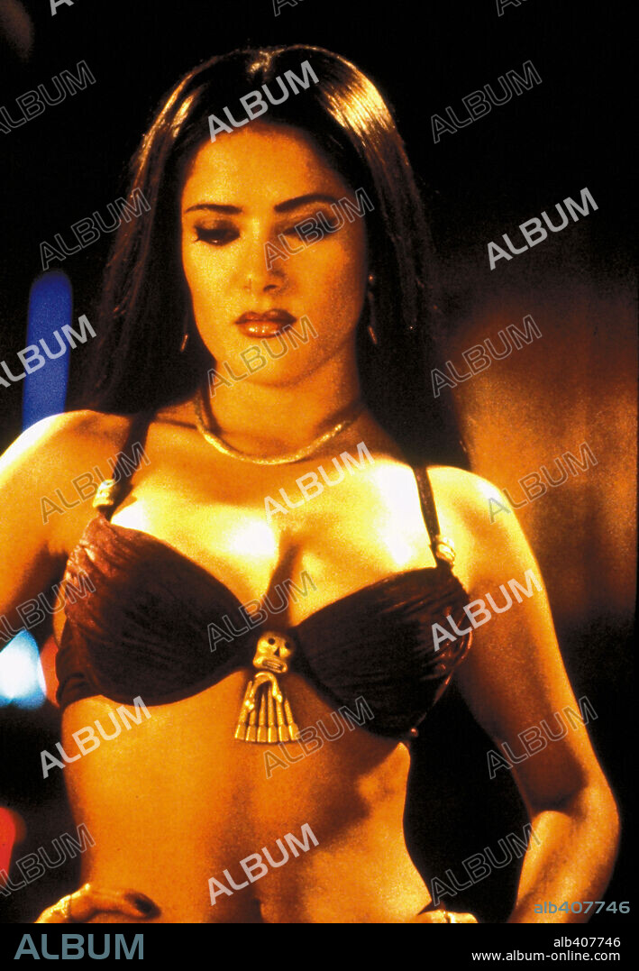 SALMA HAYEK dans UNE NUIT EN ENFER, 1996 (FROM DUSK TILL DAWN), réalisé par ROBERT RODRIGUEZ. Copyright MIRAMAX FILMS.