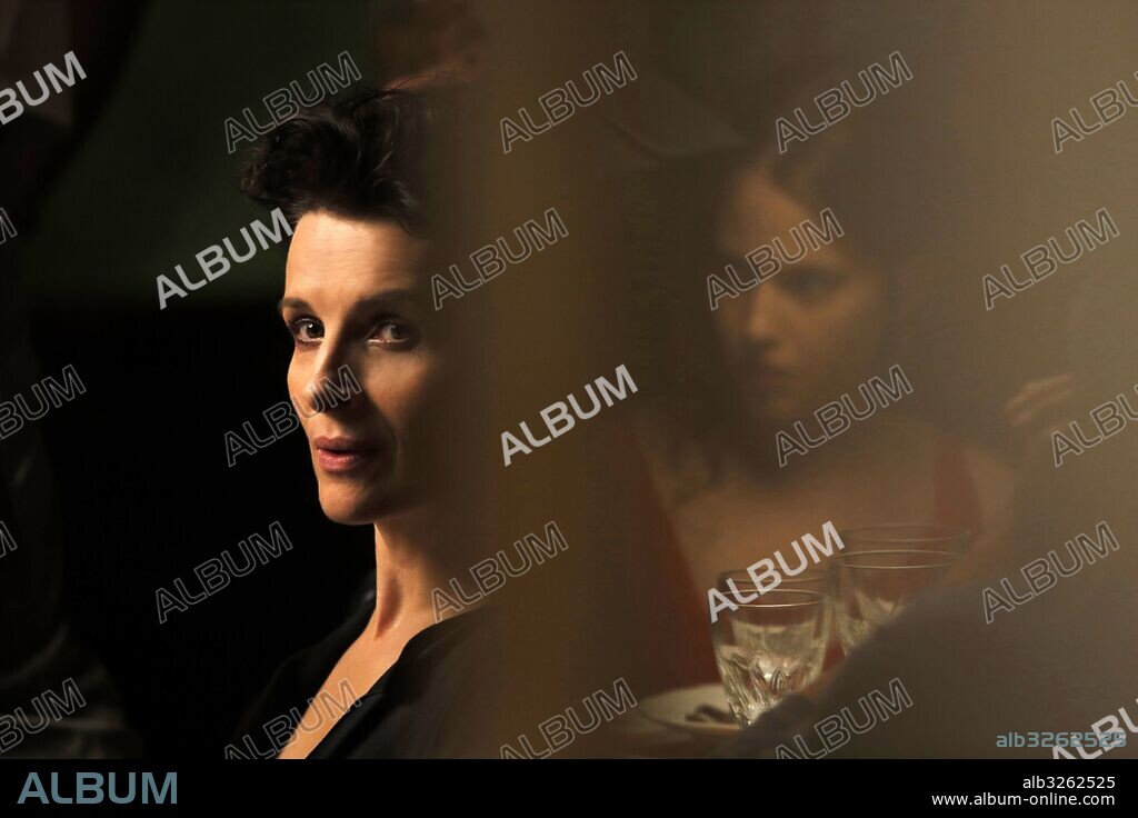 JULIETTE BINOCHE in THE WAIT, 2015 (L' ATTESA), directed by PIERO MESSINA. Copyright INDIGO FILM/BARBARY FILMS/MEDUSA FILMS/PATHE/BANCA NUOVA/ Cort.
