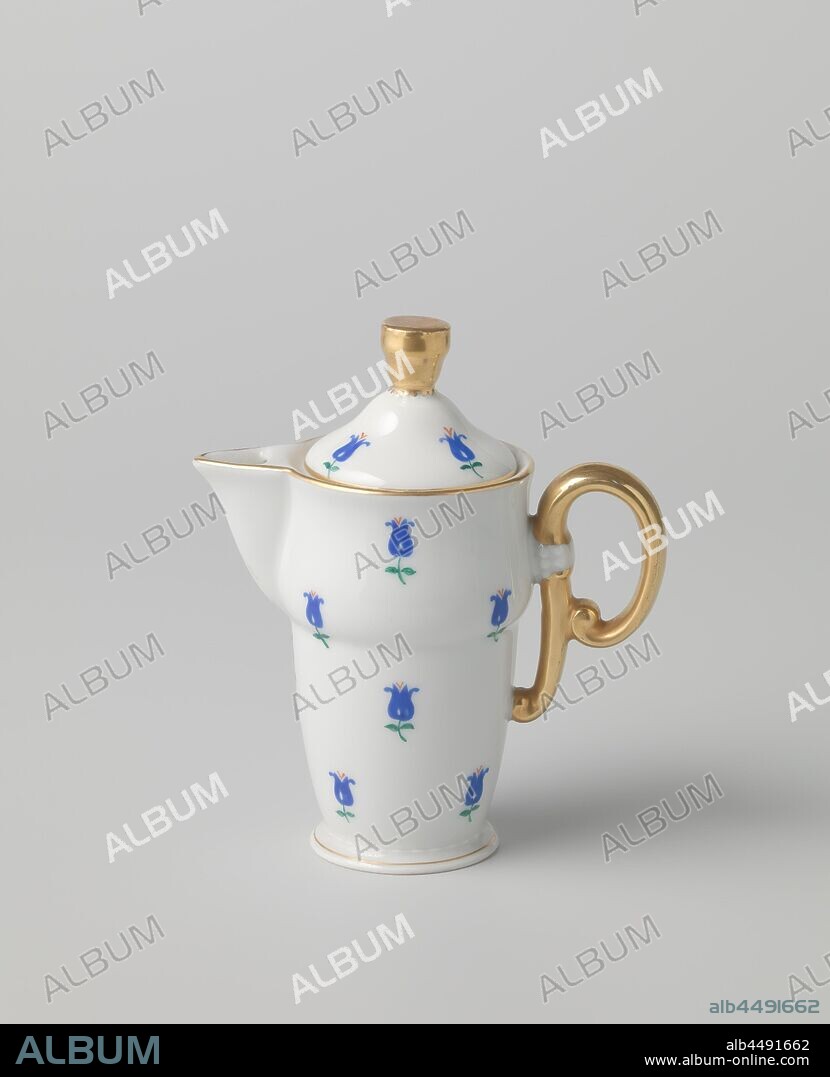 Cover of a milk jug with flowers, Cover of a porcelain milk jug, painted on the glaze in blue, red, green and gold. Decorated with blue flowers and a conical, golden lid knob., Pirkenhammer, Karlovy Vary, c. 1935, porcelain (material), glaze, gold (metal), vitrification, h 5 cm d 5.4 cm.