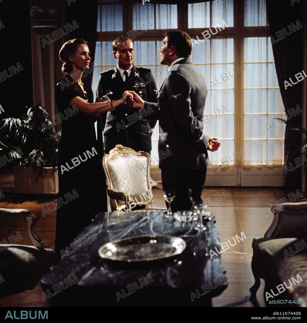 Reinhard Heydrich - Manager of Death, ZDF historical film, Germany, 1977, Director: Heinz Schirk, Scene: Isabelle Carlson, also Isabell Stumpf, Dietrich Mattausch, Dieter Ohlendiek.