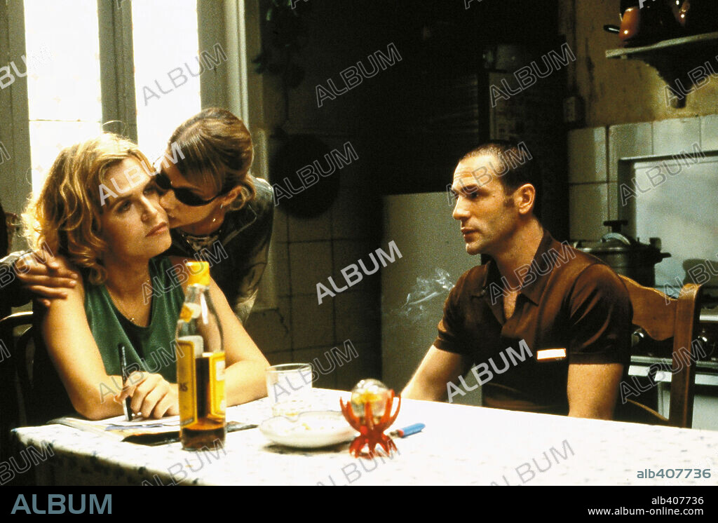 ANTONIA SAN JUAN and GUSTAVO SALMERON in ASFALTO, 2000, directed by DANIEL CALPARSORO. Copyright JOSÉ MARÍA LARA P.C. / FERNÁNDEZ, PIPO.