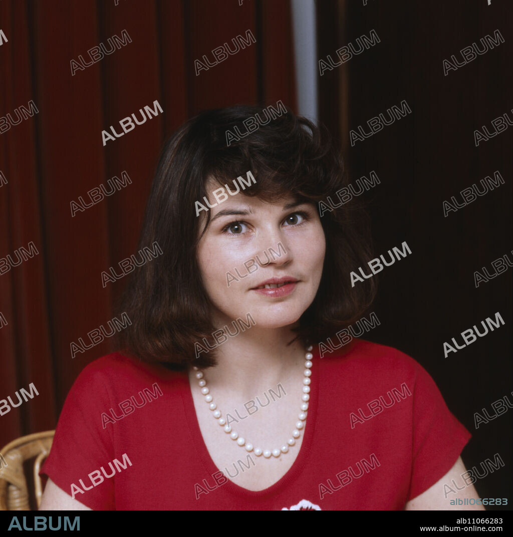 Janet Perry, American opera singer, portrait circa 1974. Janet Perry, American opera singer, portrait circa 1974.
