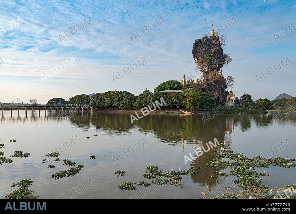 Kyauk Kalap, Kyauk Ka Lat, Pagoda near Hpa-An, Burma, Myanmar, Asia.