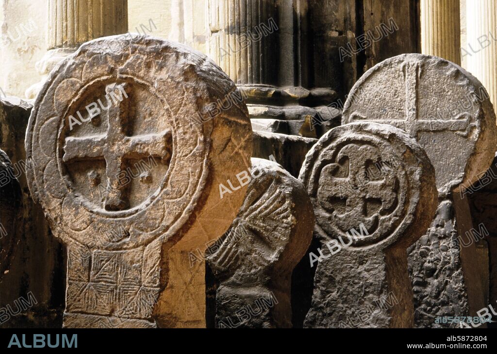 San Sebastián / Donostia; Museo de San Telmo, estelas funerarias vascas.