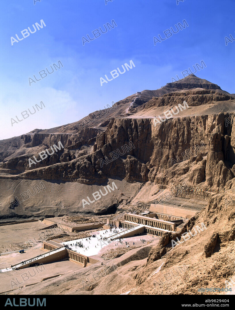 Mortuary temple of Queen Hatshepsut or 'Dyeser-Dyeseru', located in ancient Thebes (Deir el - Bahari). Area built in terraces with porchs of columns, 1483 - 1469 a.C. Designed by the architect Senmut.